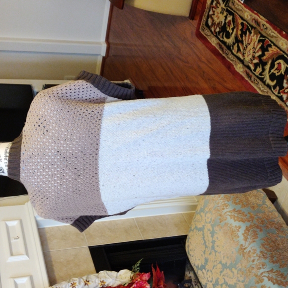 Liz Claiborne Sweater Medium - Picture 8 of 9